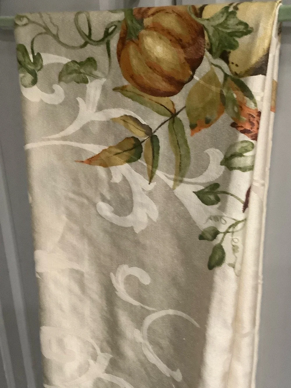 Croft & Barrow Cream Satin Table Cloth Orange Pumpkins & Fall Leaves 60”x 90”